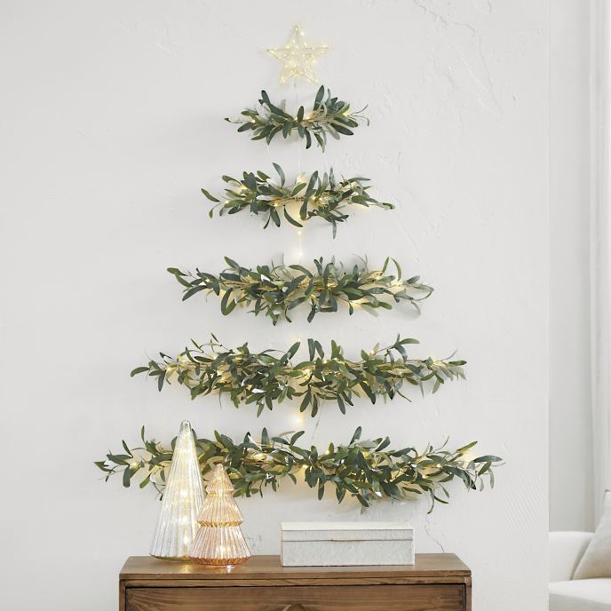 Best Minimalist Christmas Tree Decor Ideas
