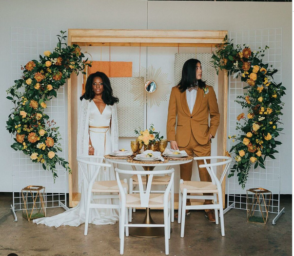 70s Inspired Wedding Ideas for the Couple that Loves Vintage Glam