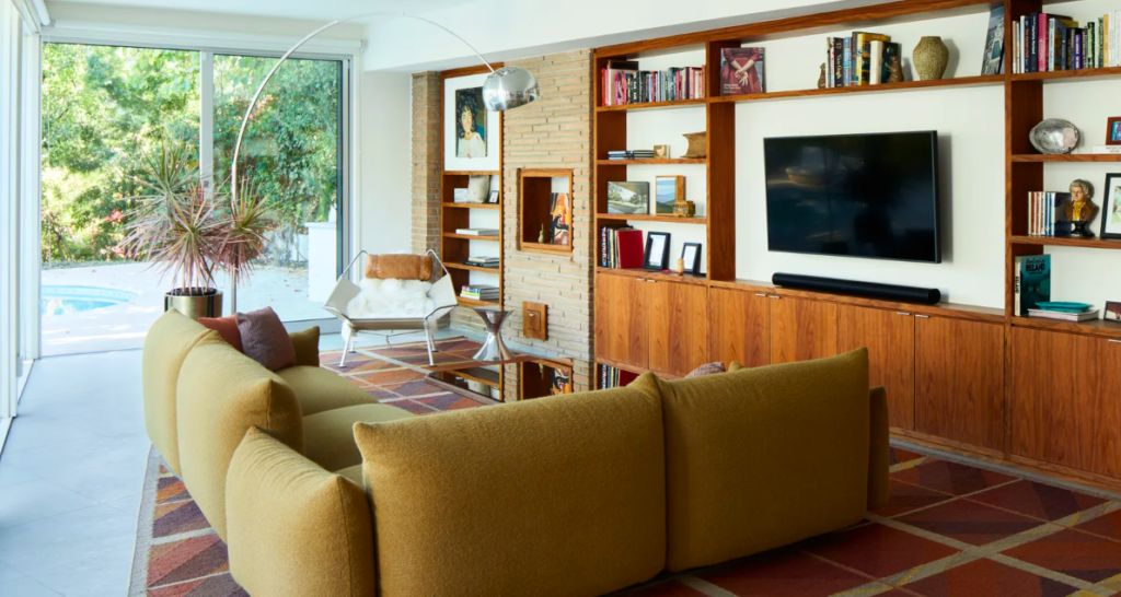 Mid Century Modern Decorating on a Budget Made Easy with These Ideas ...