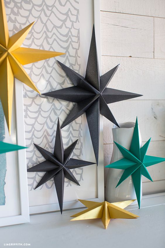 Mid Century Mod Holiday Decor Ideas