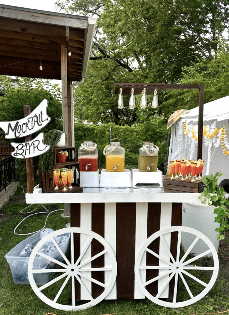 Here’s Your Ultimate Guide to Boho Wedding Drinks - Modern Meets Boho